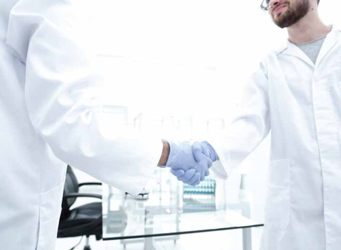 Technical support handshake in laboratory